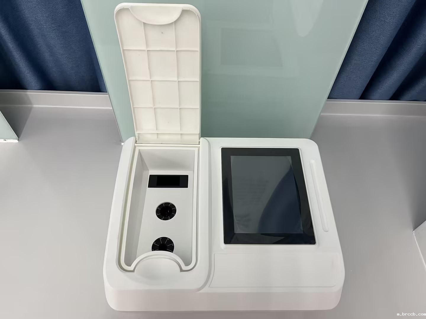 便携式COD水质检测仪.jpg COD水质检测仪常见故障及其解决方法